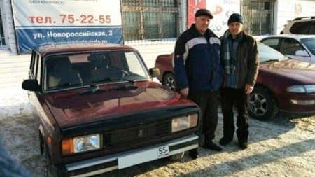 Residents-of-one-of-the-russian-cities-joined-forces-to-help-73-year-old-retired-man-2